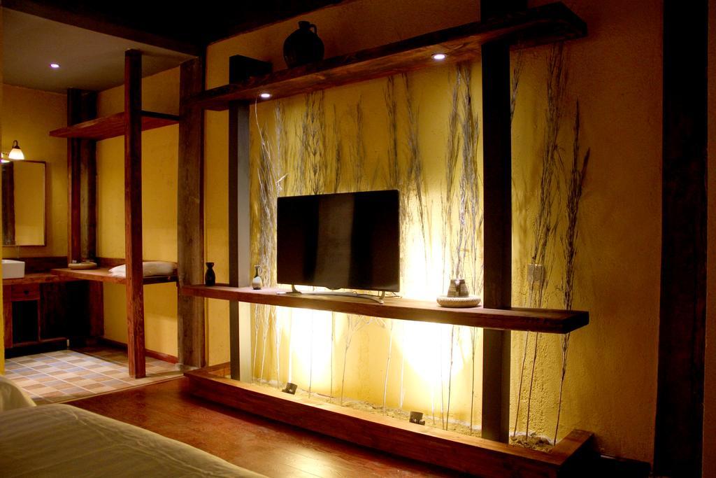 Jiumi Snow Mountain Original Art Hotel Шангри-Ла Экстерьер фото